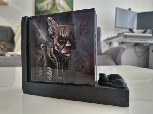 Průzkumník - Guardian Desk Art
