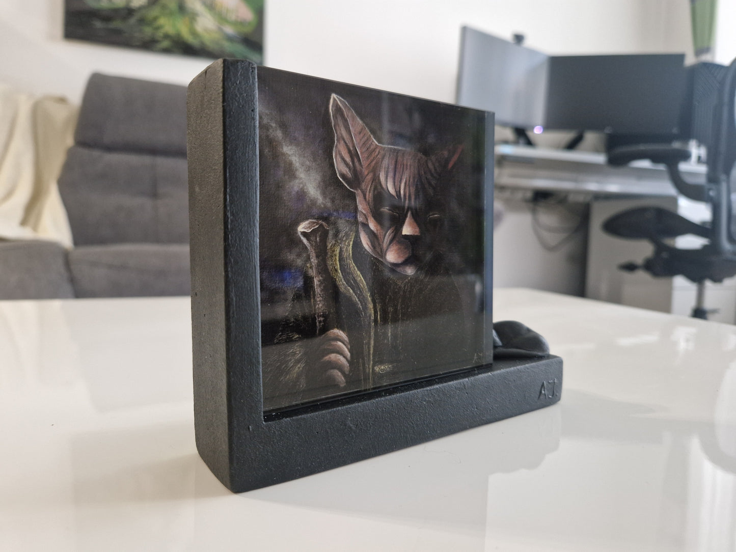 Průzkumník - Guardian Desk Art